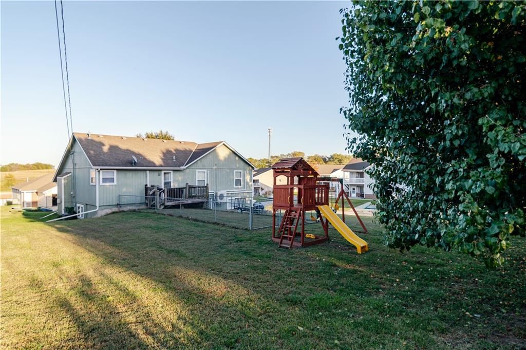 1701 Jayhawk Drive — photo 78