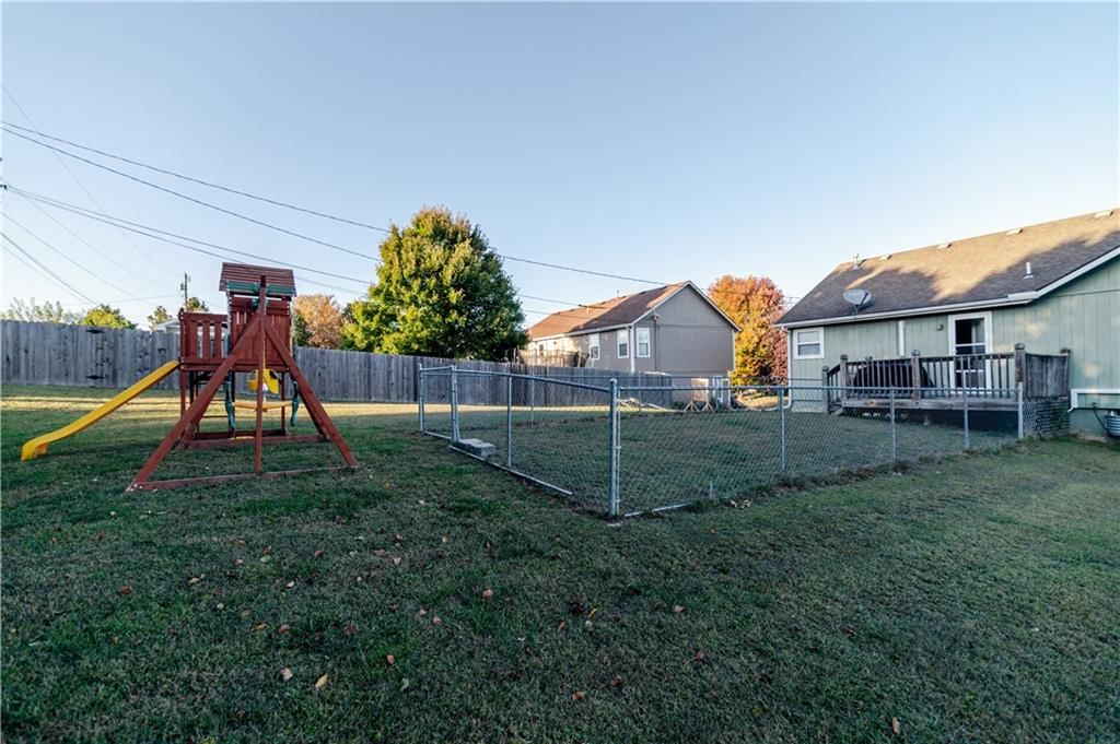 1701 Jayhawk Drive — photo 80