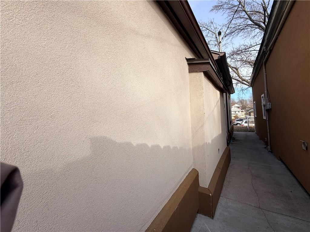 436 Lawndale Avenue — photo 8