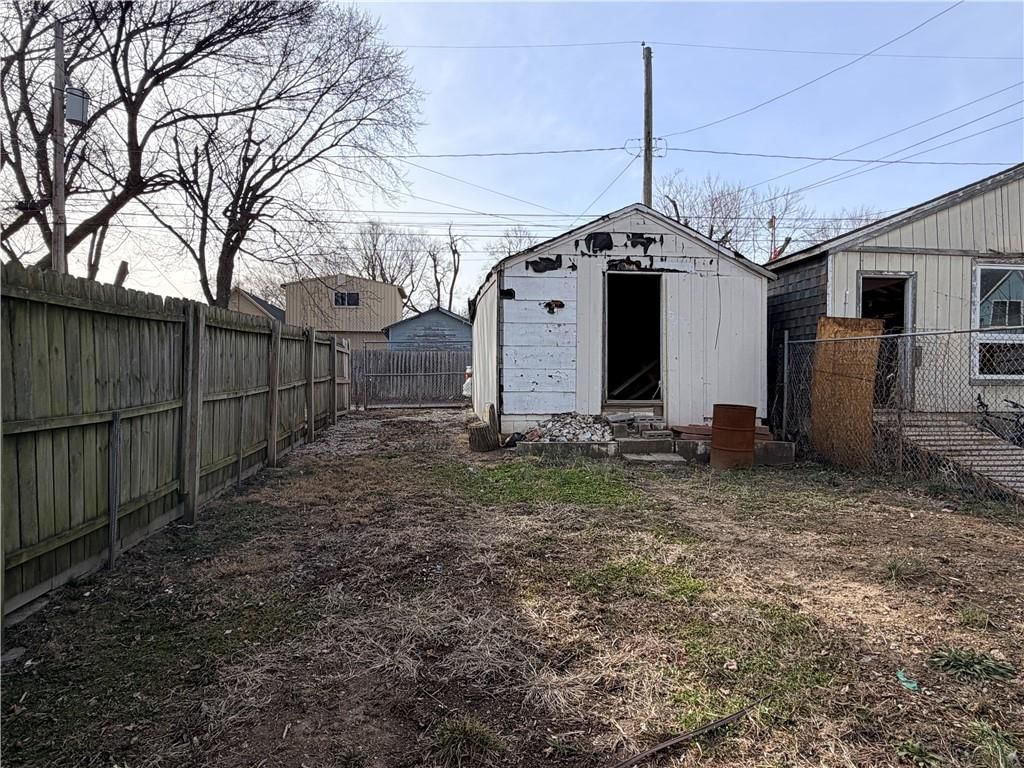 436 Lawndale Avenue — photo 10