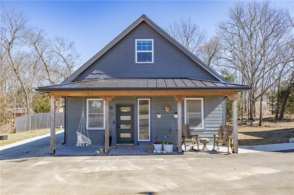 18 & 14 Redwood Drive — photo 2