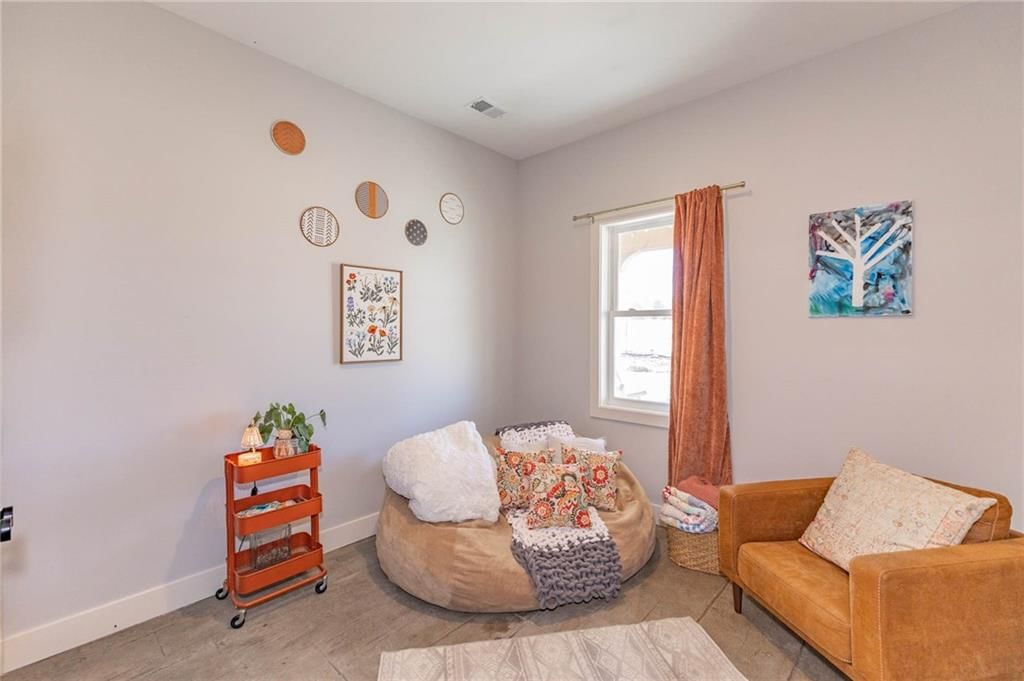 18 & 14 Redwood Drive — photo 35