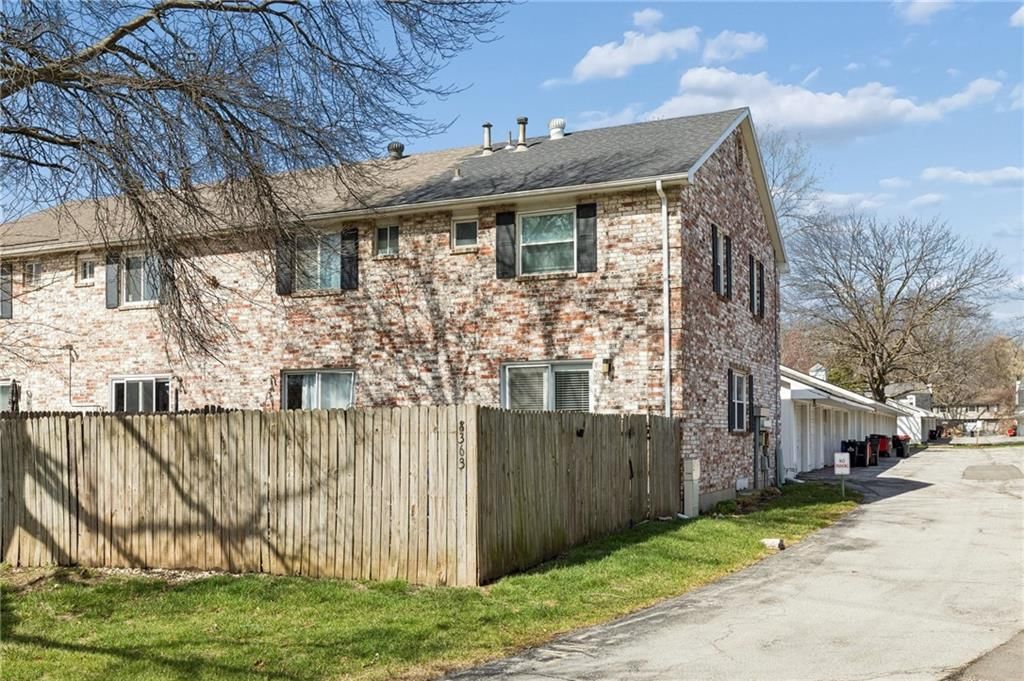 8363 Woodward Street — photo 29