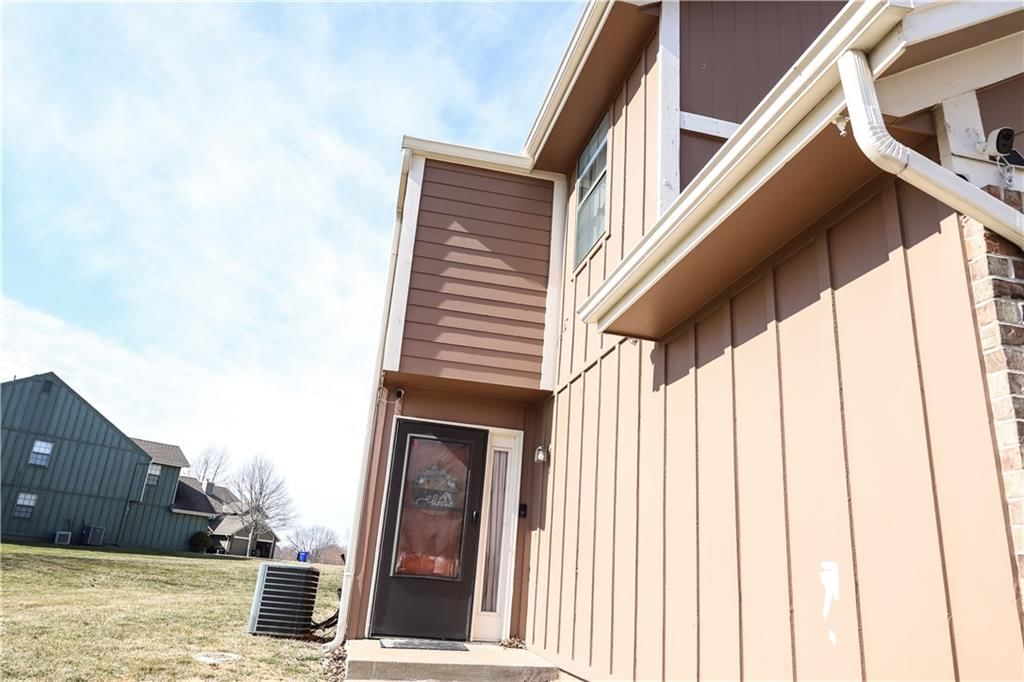 520 NE Knox Street — photo 6