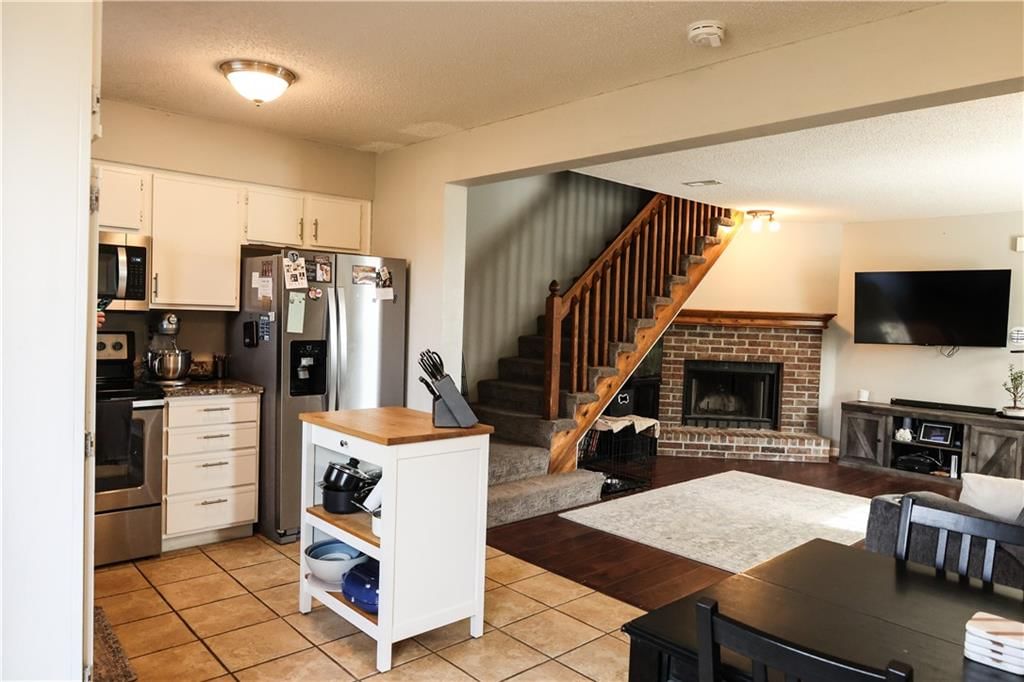 520 NE Knox Street — photo 9