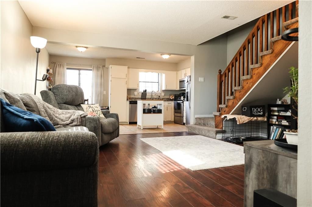 520 NE Knox Street — photo 15