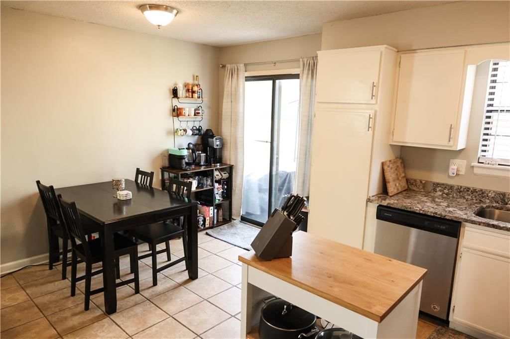 520 NE Knox Street — photo 21