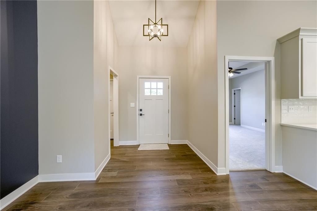 2031 Riverstone Drive — photo 2