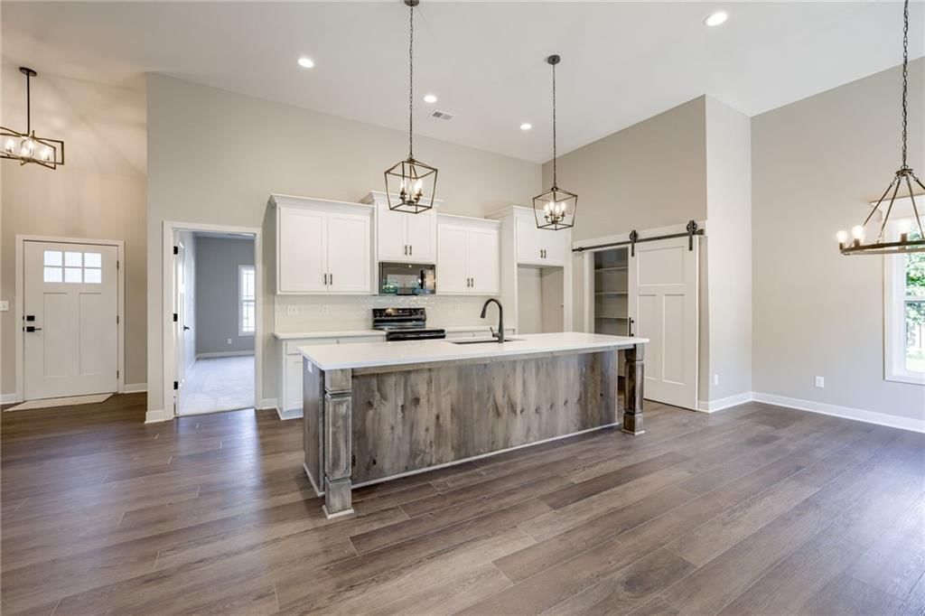 2031 Riverstone Drive — photo 9