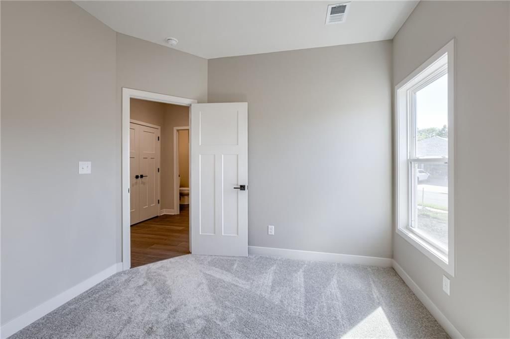 2031 Riverstone Drive — photo 23