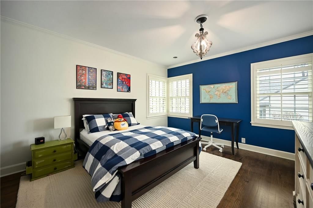 2521 W 65th Street — photo 26