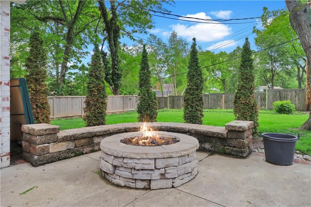 2521 W 65th Street — photo 34