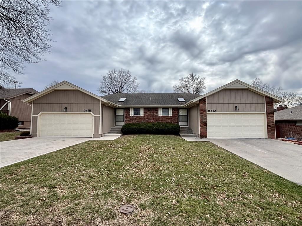 941 3rd Street, Lee's Summit, MO