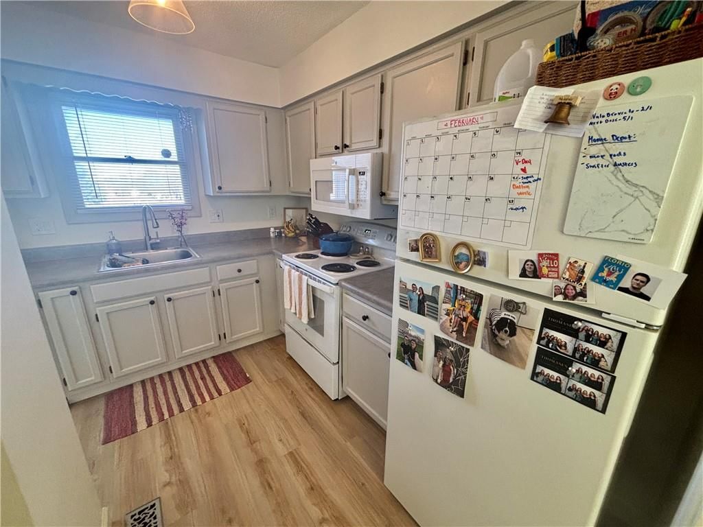 941 3rd Street — photo 17
