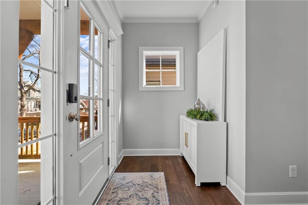 729 Corbin Terrace — photo 4