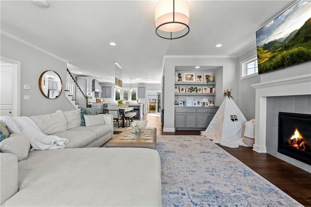 729 Corbin Terrace — photo 9