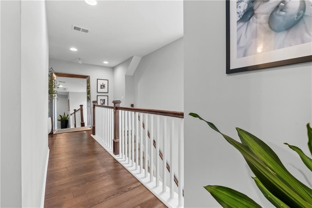729 Corbin Terrace — photo 20