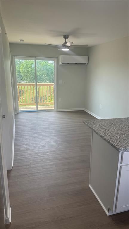 1106 S Mitchell Street — photo 6
