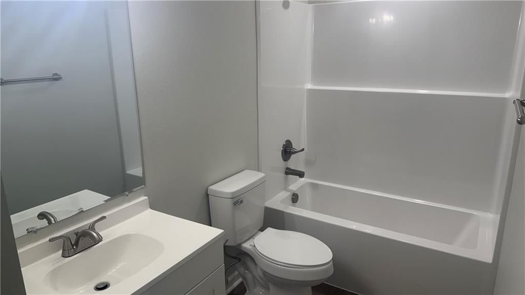 1106 S Mitchell Street — photo 11