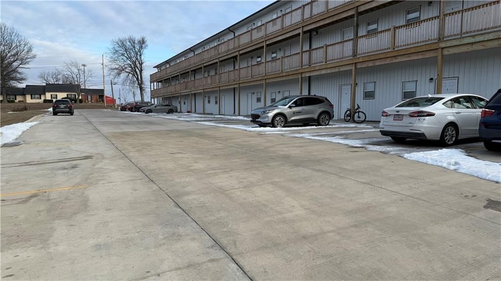 1106 S Mitchell Street — photo 12