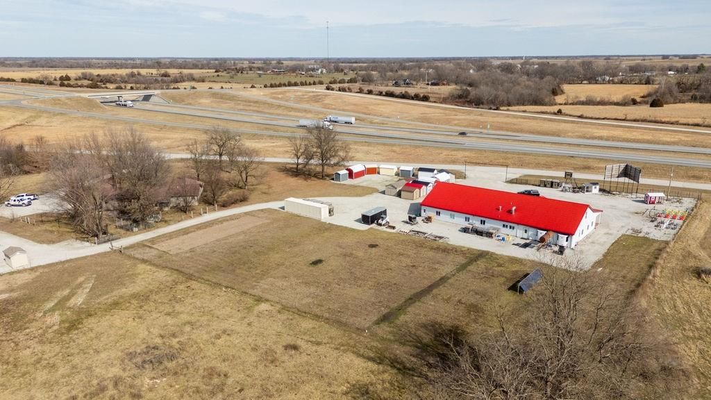 581 NW First Tract 2 Lane — photo 31
