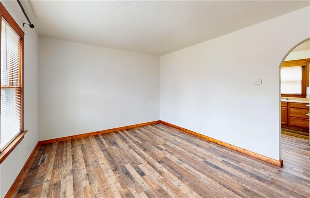 1120 N Adams Street — photo 3