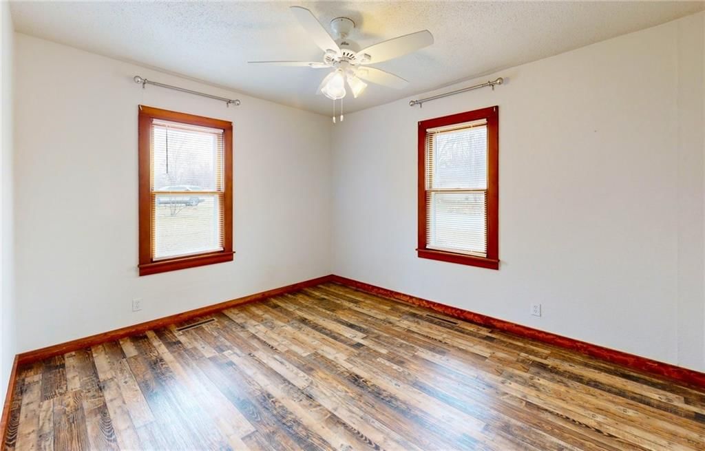 1120 N Adams Street — photo 7