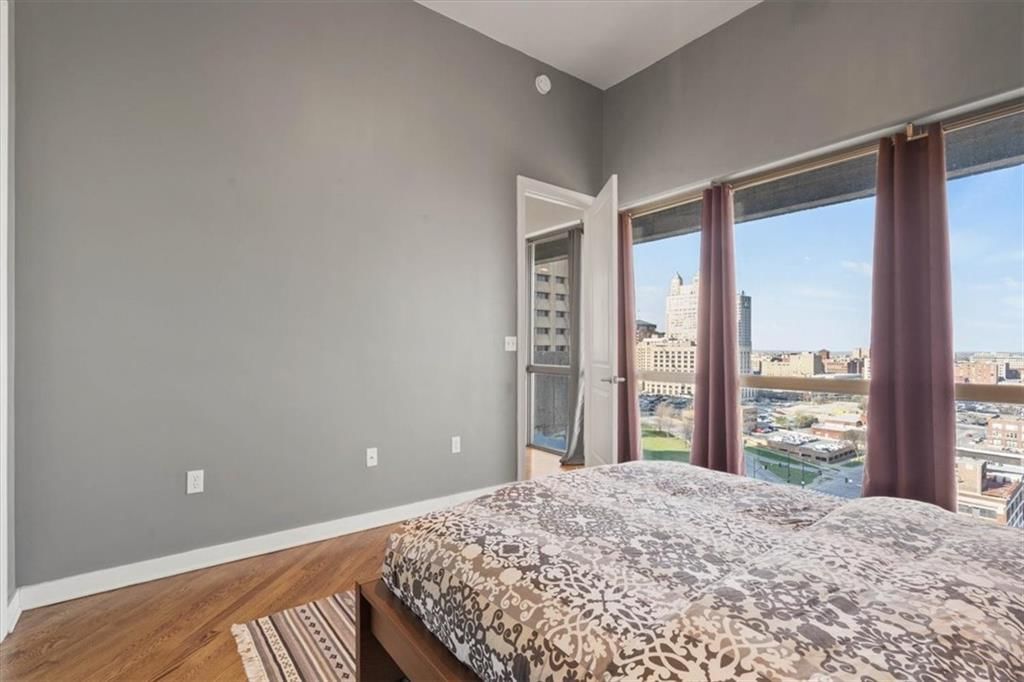 600 Admiral Boulevard — photo 20