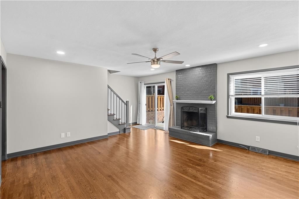 5736 W 97th Street — photo 9