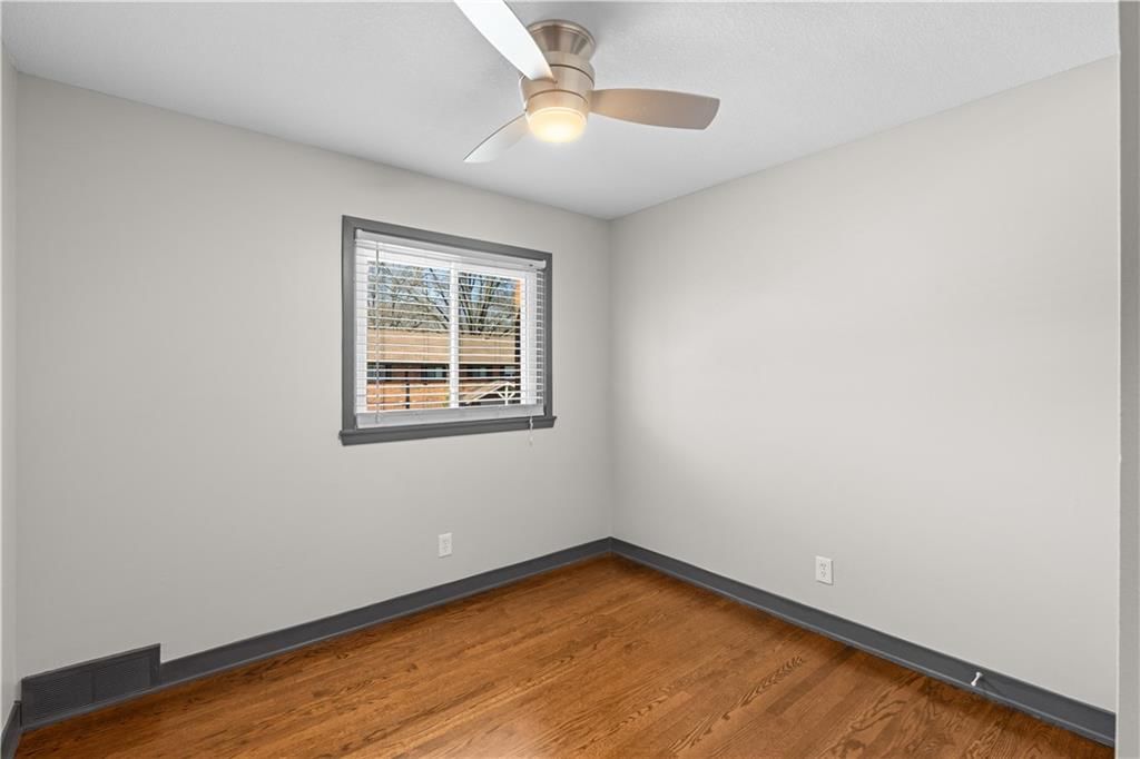 5736 W 97th Street — photo 13