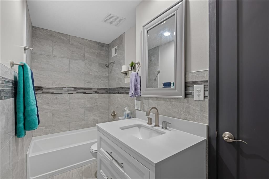 5736 W 97th Street — photo 17