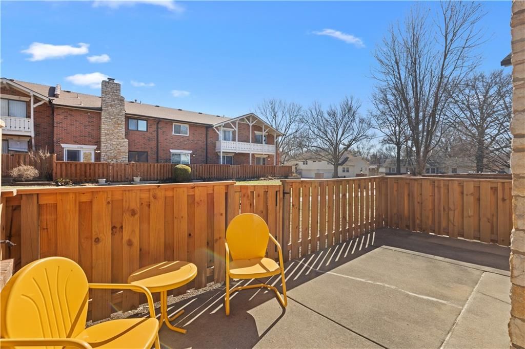 5736 W 97th Street — photo 23