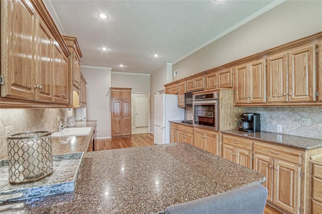 2704 W 137 Place — photo 16