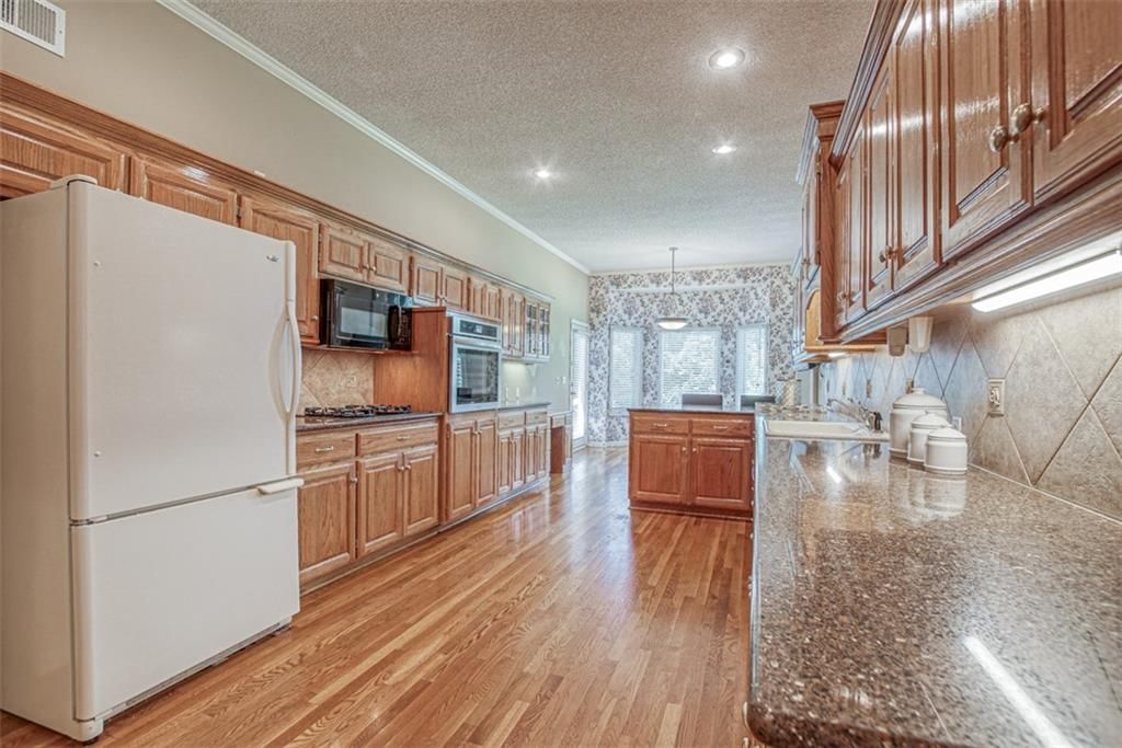 2704 W 137 Place — photo 17