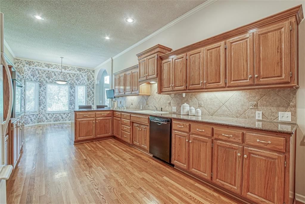 2704 W 137 Place — photo 18