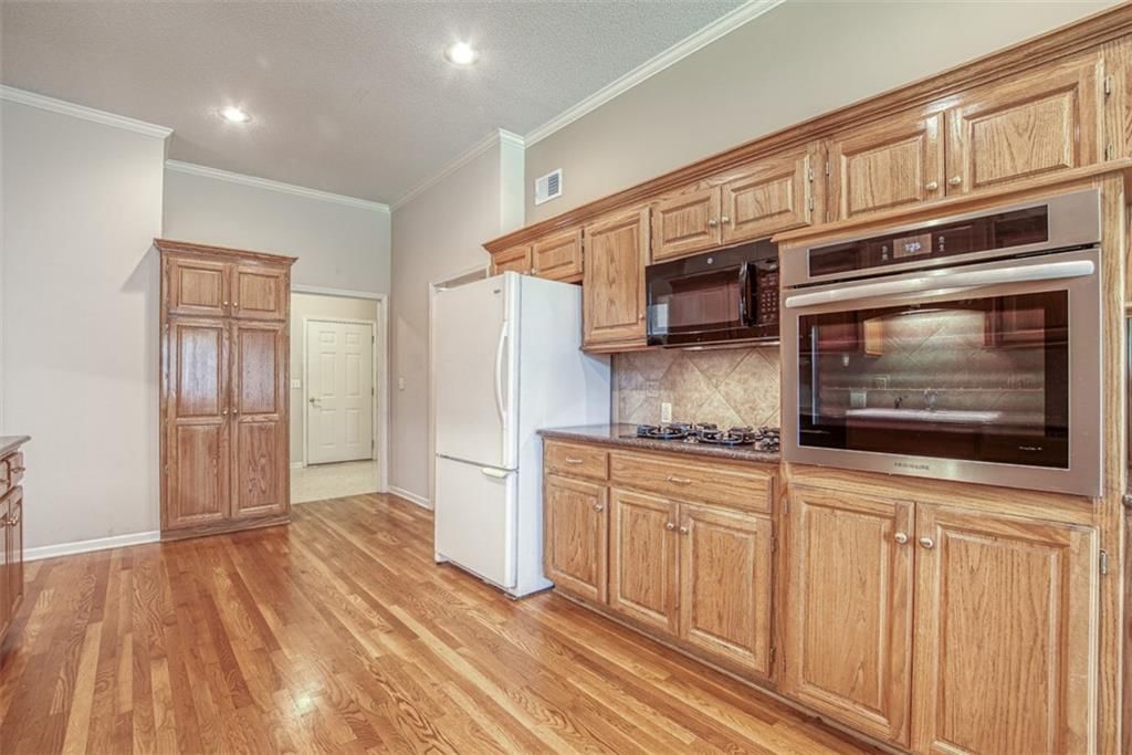 2704 W 137 Place — photo 19