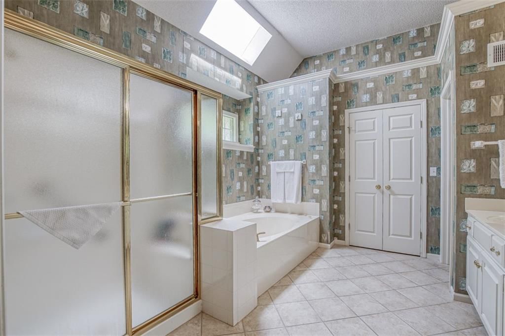 2704 W 137 Place — photo 23