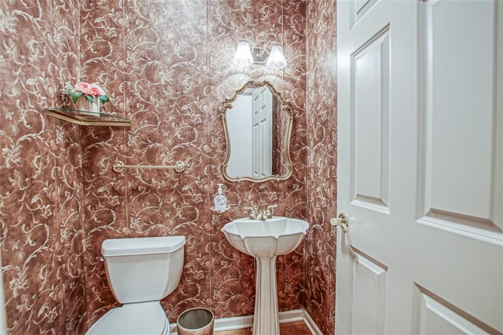 2704 W 137 Place — photo 30
