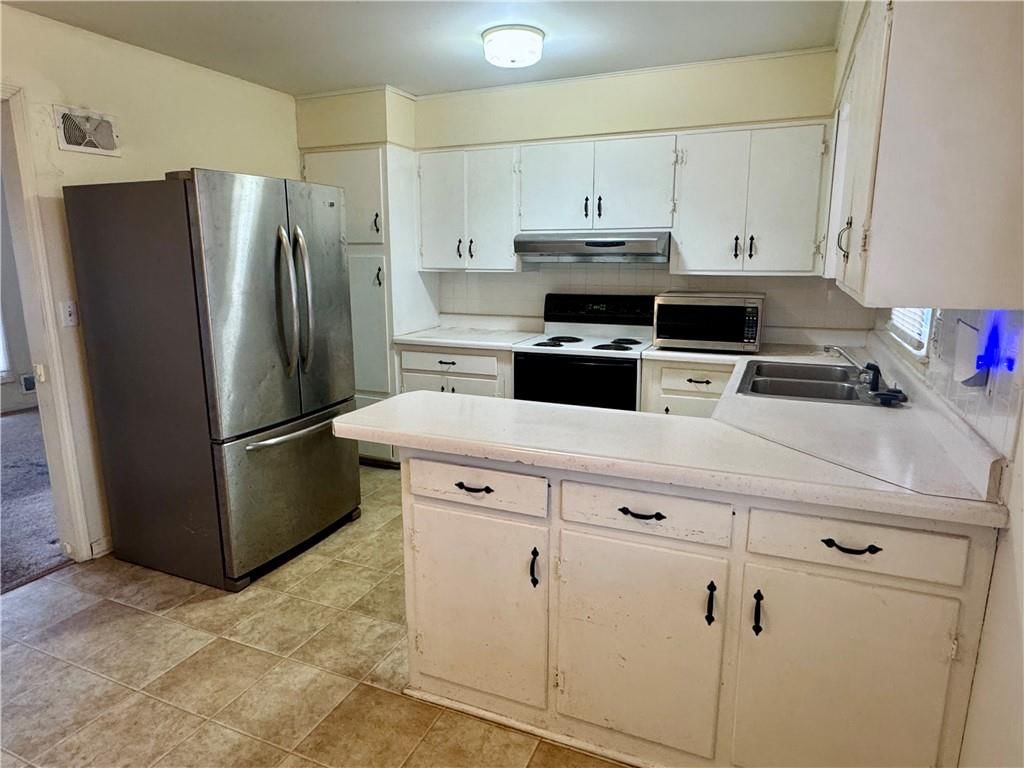 512 NW Lakeview Road — photo 4