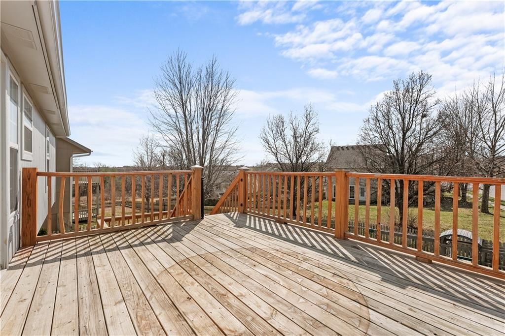 1205 Robin Circle — photo 29