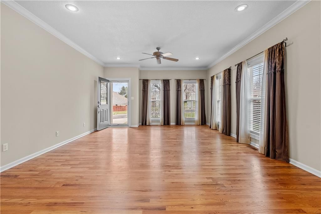 3702 S BOLGER Court — photo 5