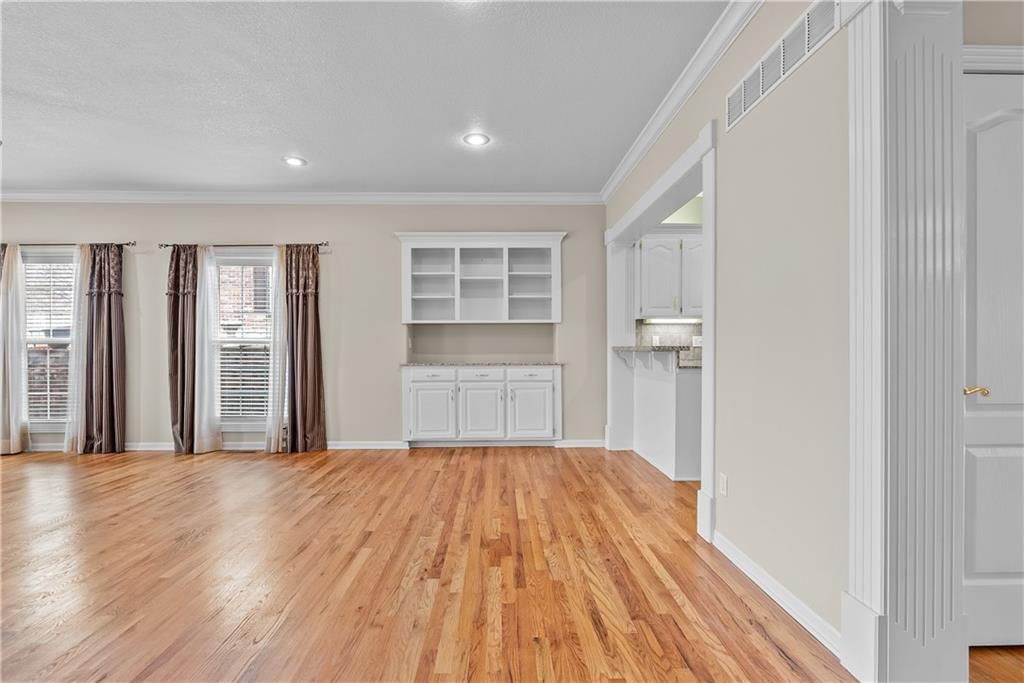 3702 S BOLGER Court — photo 6