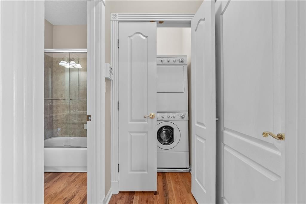 3702 S BOLGER Court — photo 11