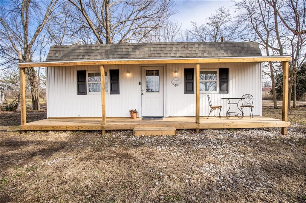 112 W Kansas Avenue — photo 3