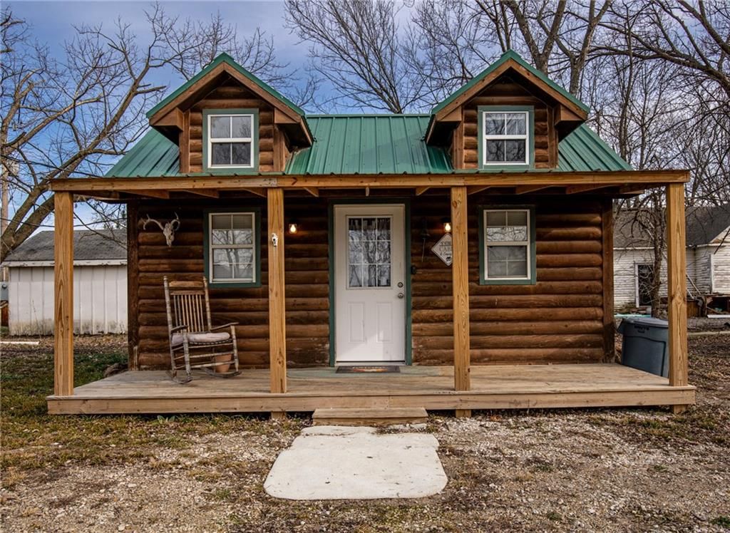 112 W Kansas Avenue — photo 21
