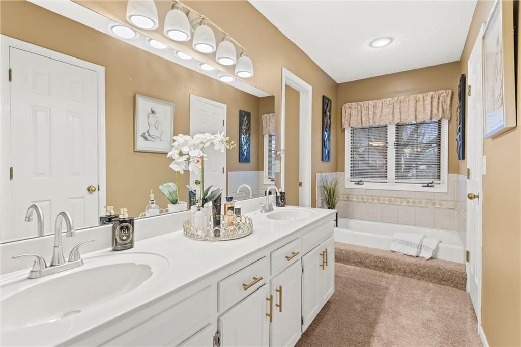1103 SW Stonecreek Drive — photo 23