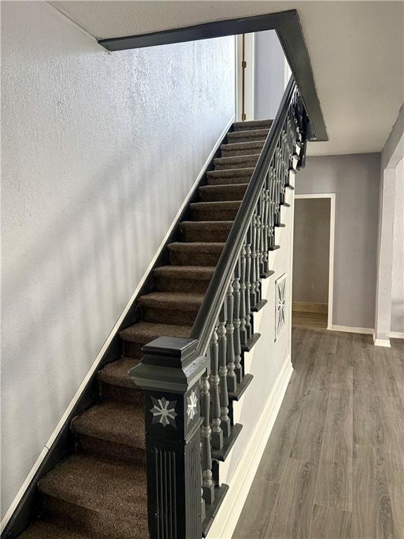 704 W Main Street — photo 4