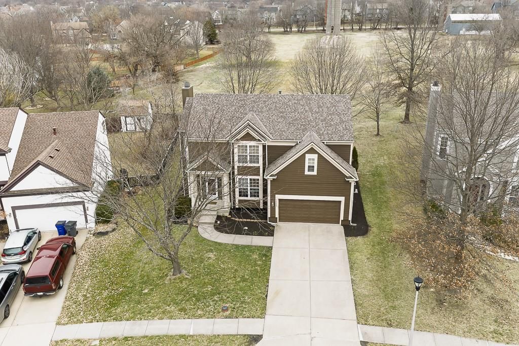 15134 W 156th Street — photo 3