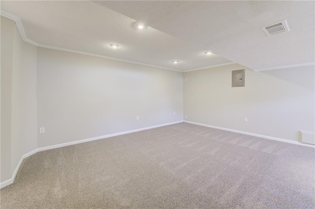 2205 NE 3rd Street — photo 23
