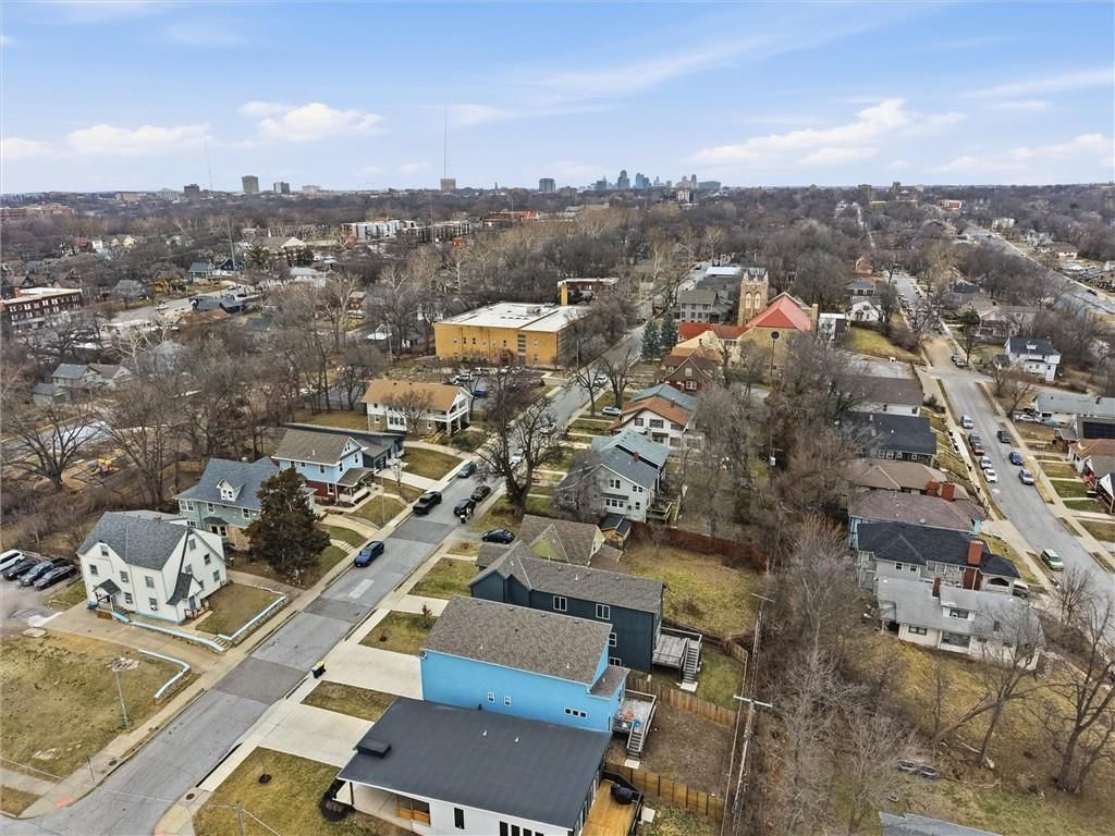 4239 Tracy Avenue — photo 41